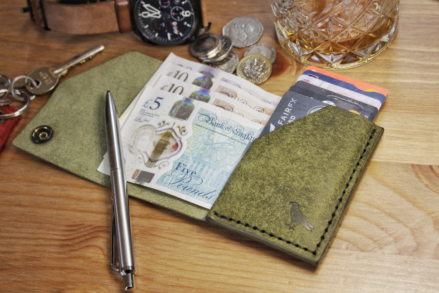 The Shroud - Minimalist Leather Wallet - Oliva Green