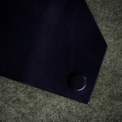 The Black Shroud Wallet - Green Inside