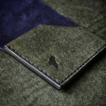 The Black Shroud Wallet - Green Inside