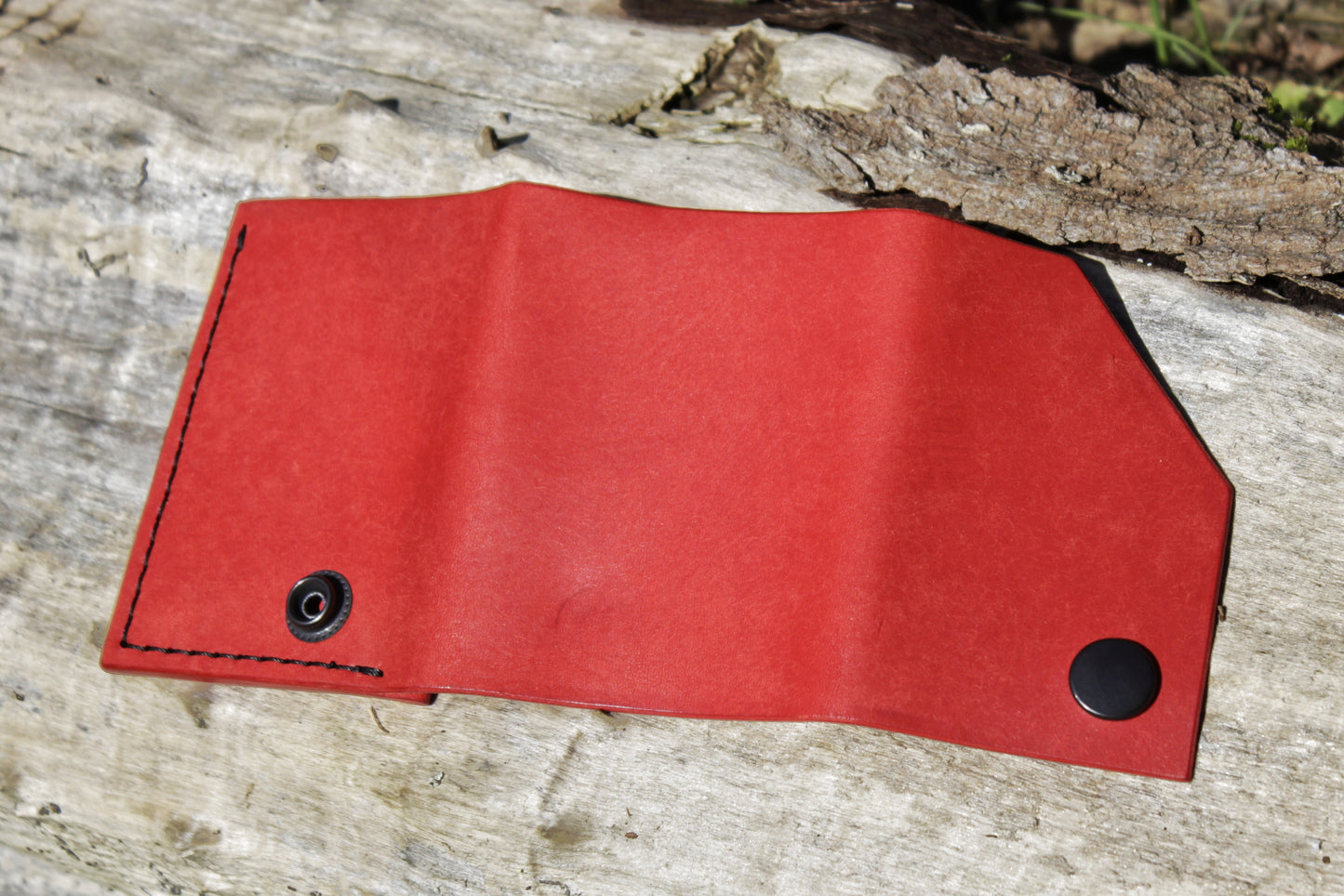 The Shroud - Minimalist Leather EDC Wallet - Papavero Red